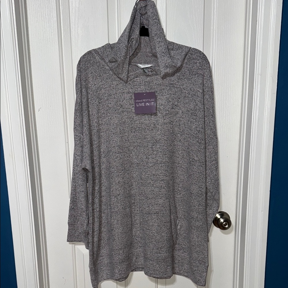 Cozy Gray Hooded Sweater